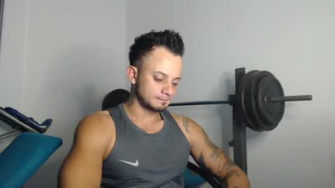 Snapshot of jacobjamess chatting on 01.11.25 jacobjamess online show from 01.11.25
