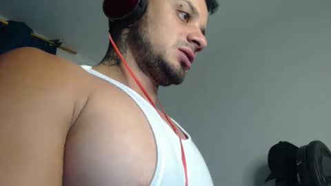 Snapshot of jacobjamess chatting on 02.26.25 jacobjamess online show from 02.26.25