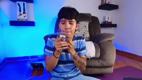 Snapshot of jacobo__parker21 chatting on 02.04.25 jacobo parker online show from 02.04.25