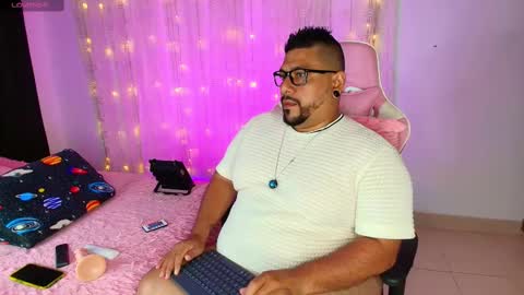 daddy sir master bear online show from 03.04.25