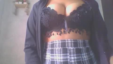 jacqueline_fernandez online show from 10.18.25