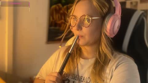 jacywinslat online show from 09.18.25