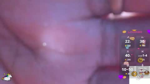 Snapshot of jaddy_lol chatting on 10.27.25 Vanniall online show from 10.27.25