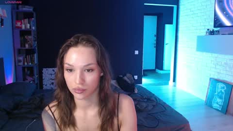 Snapshot of jade__swift chatting on 05.17.26 Jade online show from 05.17.26