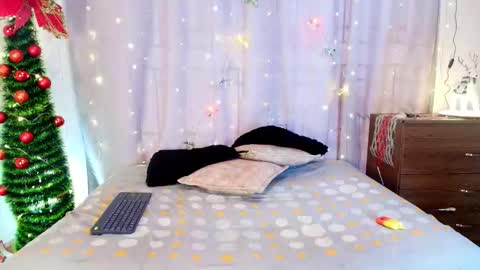  Jade Brunete  online show from 12.17.25