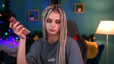 jade_castle online show from 12.21.24