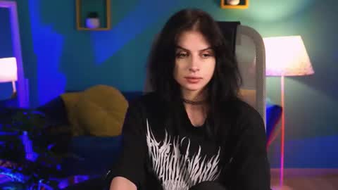 Snapshot of jade_castle chatting on 06.13.26 jade_castle online show from 06.13.26