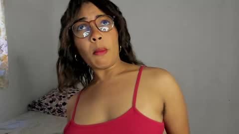 Snapshot of jade_dorthini chatting on 01.25.25 Jadeleidy Dorthini online show from 01.25.25