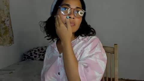 Snapshot of jade_dorthini chatting on 01.29.25 Jadeleidy Dorthini online show from 01.29.25
