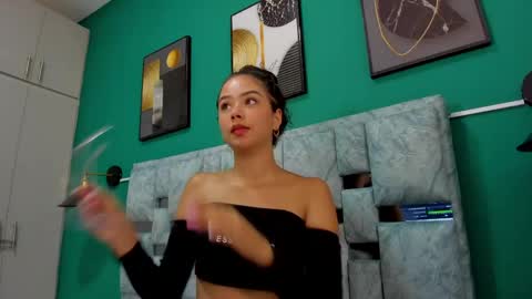 Snapshot of jade_lovv chatting on 04.17.26 jade_lovv online show from 04.17.26