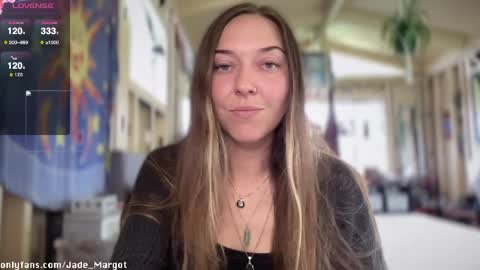 Snapshot of jade_margot chatting on 05.17.26 Jade Margot online show from 05.17.26