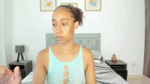 Jade smile online show from 04.03.26