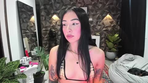 Jade  independent model online show from 01.27.25