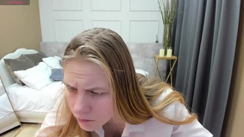 Jade online show from 01.23.25