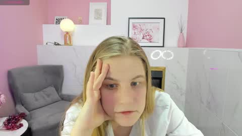 Jade online show from 02.20.25