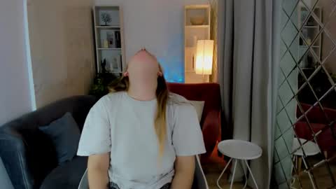 Jade online show from 10.10.25