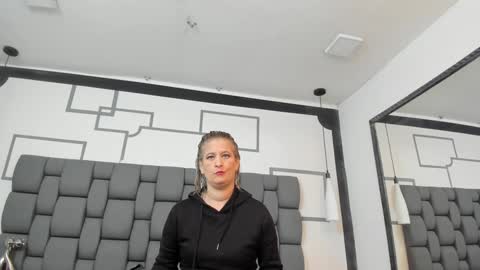 Jade  online show from 12.06.24