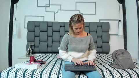 Jade  online show from 12.07.24