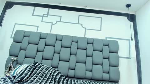 Jade  online show from 01.10.25