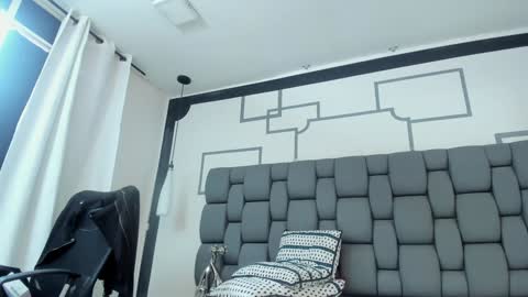 Jade  online show from 02.08.25