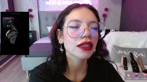 Snapshot of jade_storm_ chatting on 12.13.24 JADE online show from 12.13.24