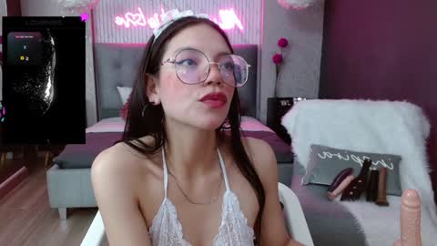Snapshot of jade_storm_ chatting on 12.15.24 JADE online show from 12.15.24