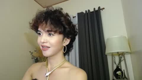 Snapshot of jade_the_vergin02 chatting on 10.06.25 Adriana online show from 10.06.25