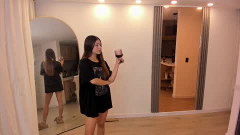 Jade online show from 02.20.25