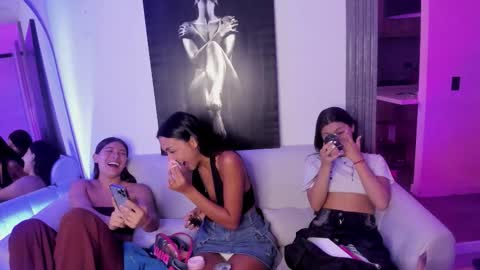 Jade online show from 09.24.25