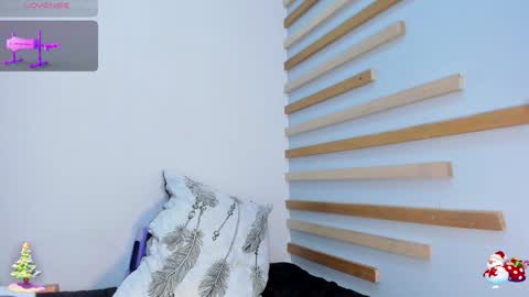 jadee__ online show from 12.17.24