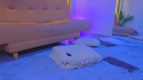 jadee__ online show from 10.30.25