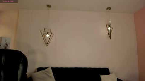 JADE EVANS online show from 04.21.26