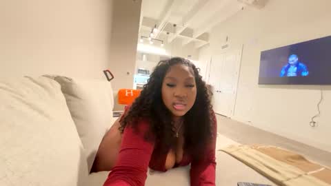 Jade Love online show from 12.13.24