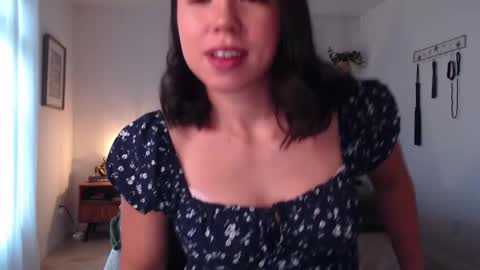 Snapshot of jadelove_ chatting on 02.24.25 Jade Love online show from 02.24.25