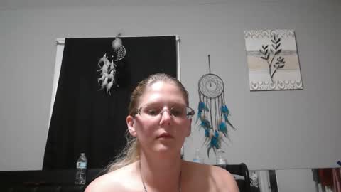 JadeLuv online show from 03.04.26