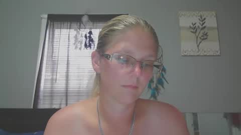 JadeLuv online show from 05.21.26