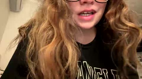 Snapshot of jademonroe0522 chatting on 11.03.25 jademonroe0522 online show from 11.03.25