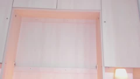 Snapshot of jademuller_ chatting on 09.24.25 JADE online show from 09.24.25