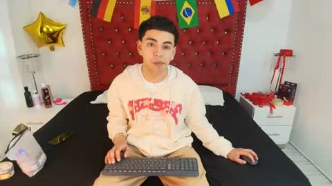 Jaden and Sofia  online show from 07.09.26