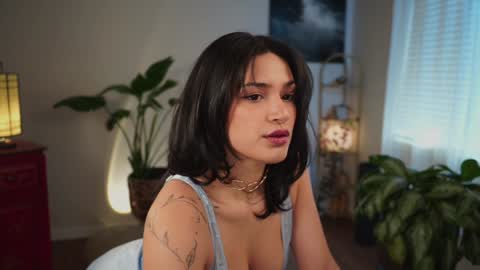 Snapshot of jadeperez_ chatting on 12.02.24 Jade online show from 12.02.24