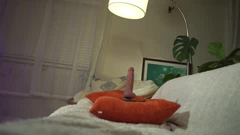 Snapshot of jadeperez_ chatting on 02.22.25 Jade online show from 02.22.25