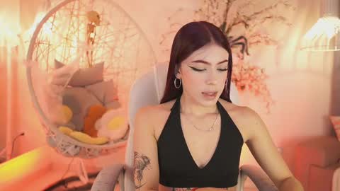 Snapshot of jadesummerr chatting on 10.02.25 Jade Summer online show from 10.02.25