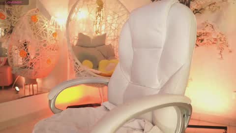 Snapshot of jadesummerr chatting on 10.03.25 Jade Summer online show from 10.03.25