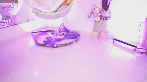 Snapshot of jadesummerr chatting on 10.10.25 Jade Summer online show from 10.10.25