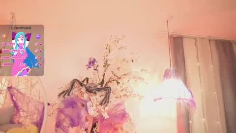 Snapshot of jadesummerr chatting on 10.13.25 Jade Summer online show from 10.13.25