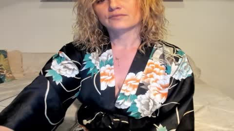 elena online show from 01.14.25