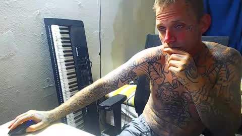 showingitoff online show from 09.25.25