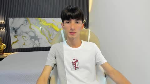 Snapshot of jake_evanss_ chatting on 09.14.25 JAKE online show from 09.14.25