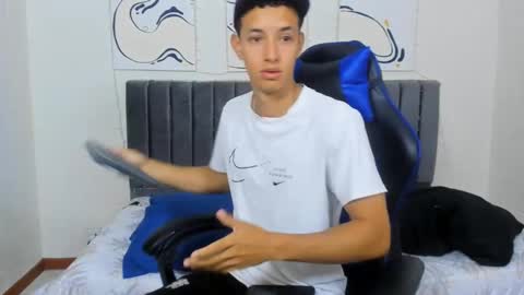 Snapshot of jake_shadow14 chatting on 12.07.24 Hi guys im new 3 online show from 12.07.24