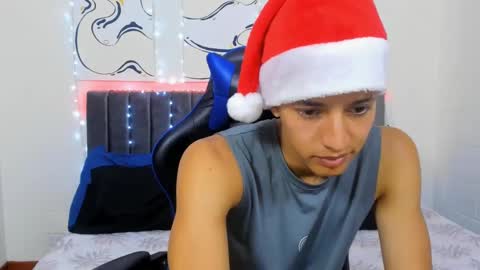 Snapshot of jake_shadow14 chatting on 12.17.24 Hi guys im new 3 online show from 12.17.24